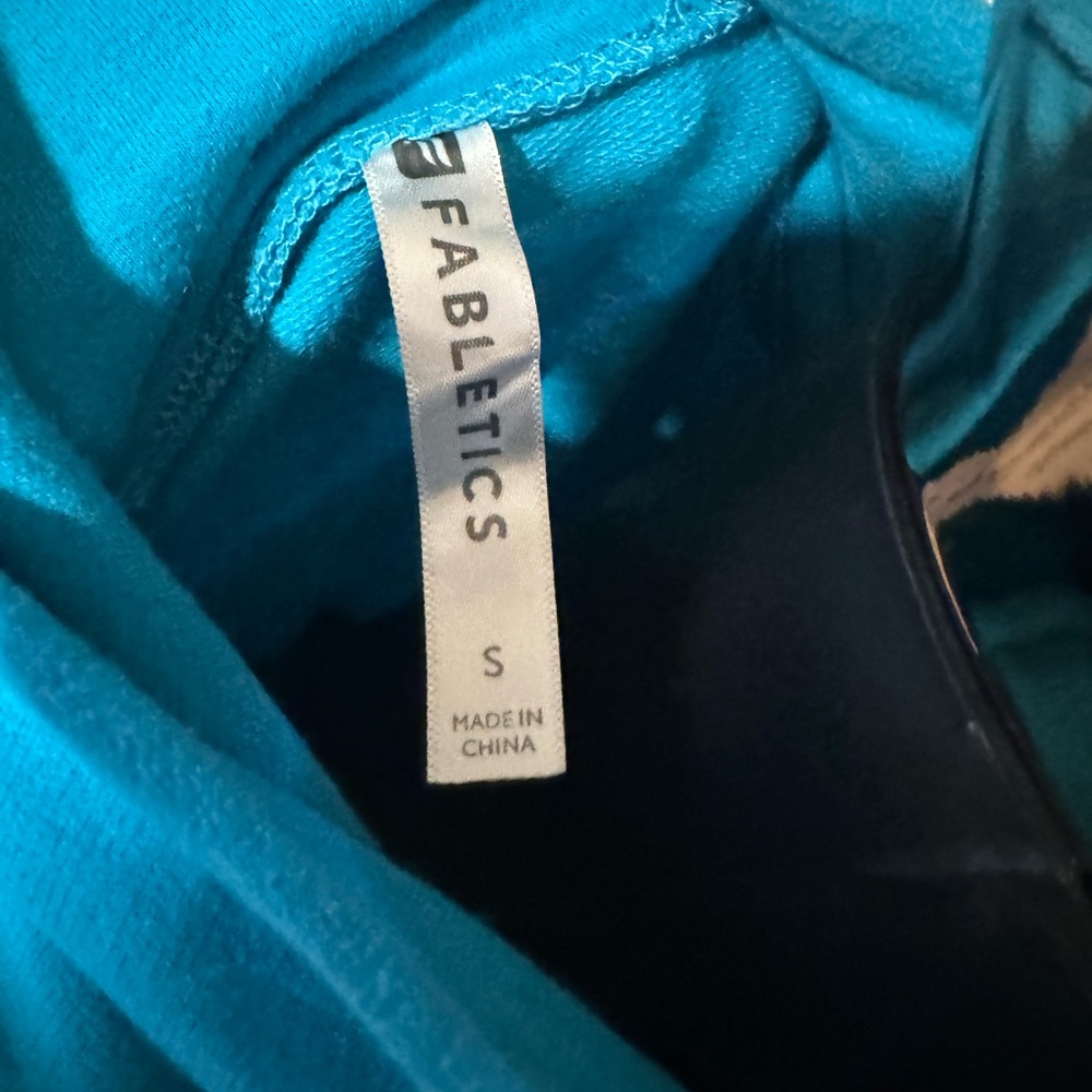 Fabletics Mock Neck Quarter Zip Pull Over - image 5